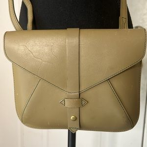 IIIbeca by Joy Gryson Church
Street Crossbody Leather Bag